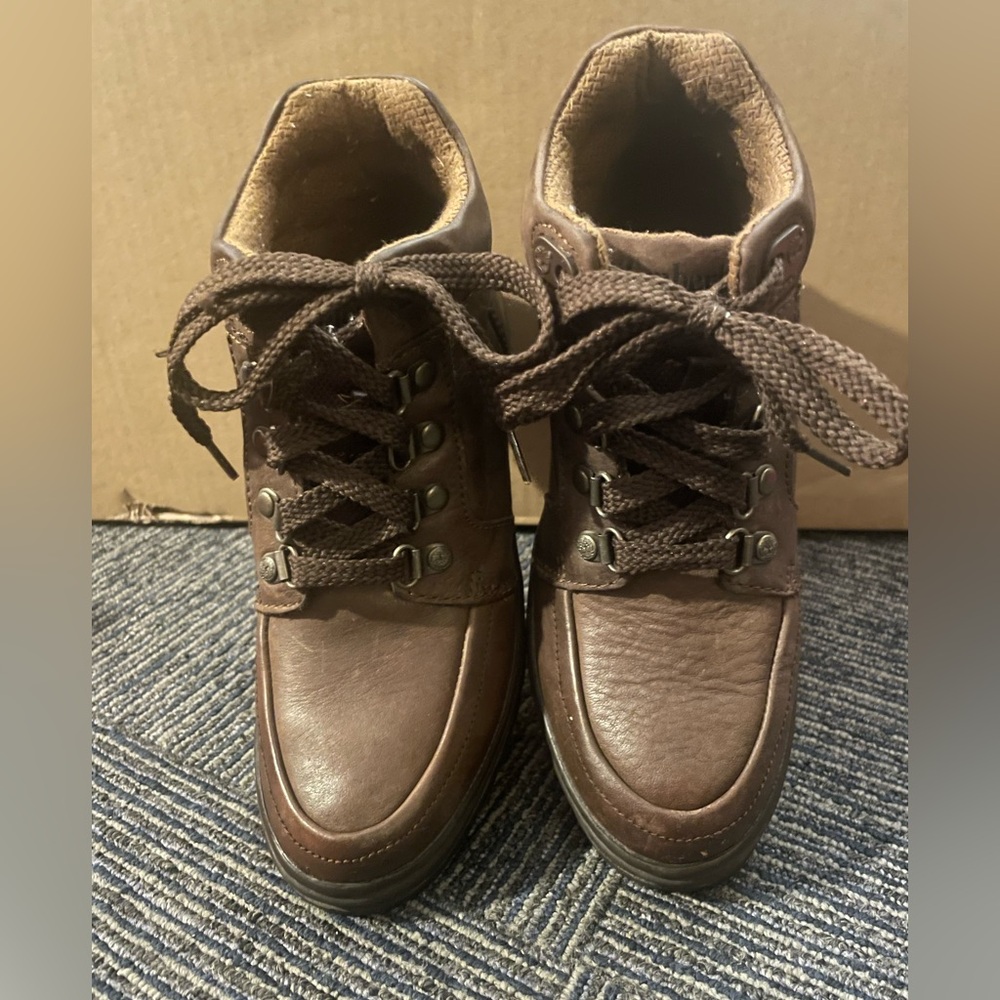 Timberland   Woman’s Brown Lace Up Boot   Size 6.5